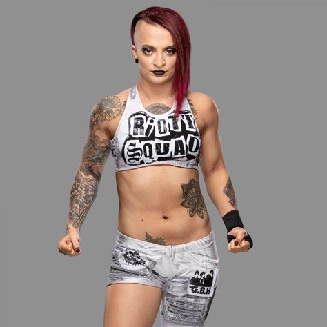 Ruby Riott, Professional Wrestlers, Wwe Tna, Wwe Female Wrestlers, Wwe Girls, Wwe Nxt, Wrestling Superstars, Wrestling Divas, Wrestling Wwe