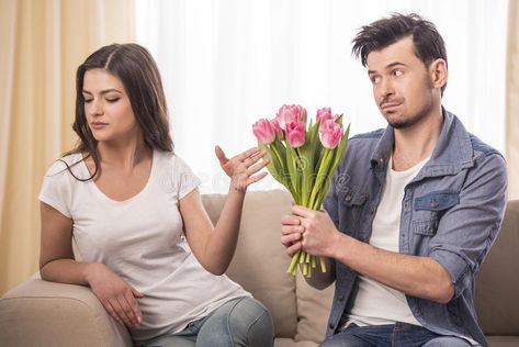 Flowers For Girlfriend, Angry Girlfriend, Valentine Week, Marriage Struggles, Romantic Surprise, Good Marriage, Good Parenting, Married Life, Mom And Dad