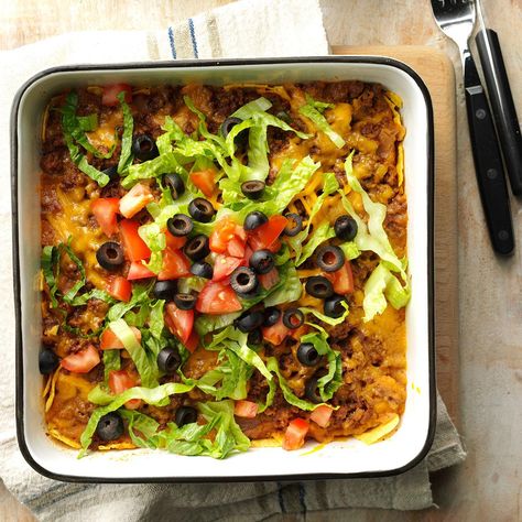 Taco Salad Casserole Baked Taco Salad, Taco Salad Casserole Recipe, Taco Salad Casserole, Salad Casserole, Taco Salat, Frijoles Refritos, Taco Salads, Mexican Casserole, Best Casseroles