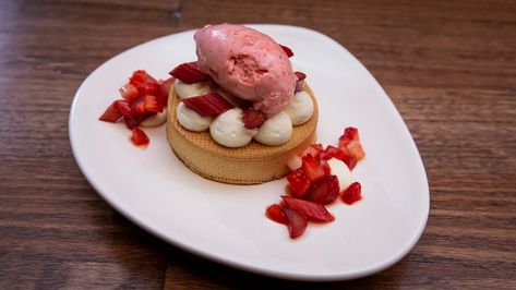 Compressed Choux with Strawberry Gum and Rhubarb - Network Ten Cinderella Retelling, Designer Desserts, Special Deserts, Strawberry Gum, Australia Recipes, Dessert Package, Pastry Treats, Masterchef Recipes, Rhubarb Compote