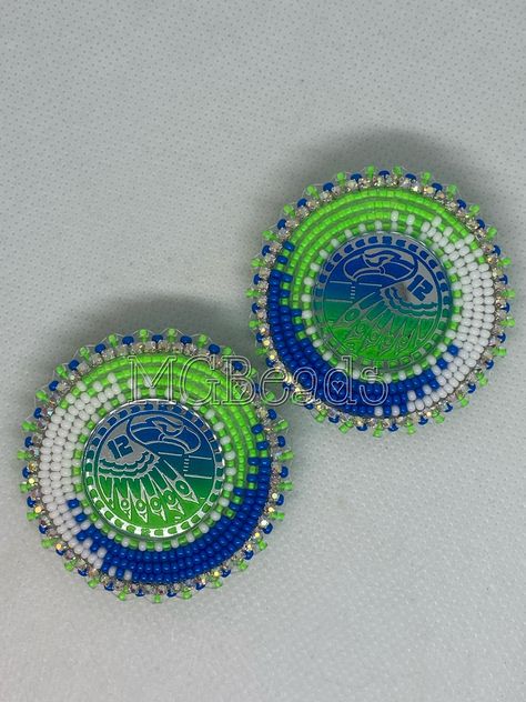 Seahawks Beaded Earrings, Beautiful Beadwork, Earring Designs, Beading Ideas, Bead Pattern, Beaded Hoops, Bead Earrings, Designer Earrings, Beading Patterns