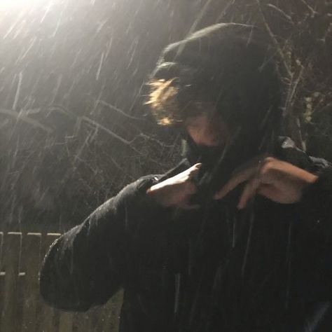 Guy In Snow Aesthetic, Spiritual Guy Aesthetic, Male Instagram Aesthetic, Winter Boy Aesthetic, Brown Boy Aesthetic, Aesthetic Guy Pfp, Shy Boy Aesthetic, Brown Hair Boy, Aesthetic Snow