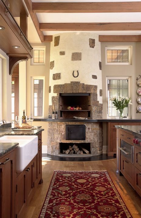 Indoor Pizza Oven, Gourmet Kitchen Design, Kitchen With Fireplace, Wood Burning Pizza Oven, Outdoor Kitchen Countertops, Outdoor Kitchen Appliances, Brick Kitchen, Kitchens Luxury, Fabulous Kitchens