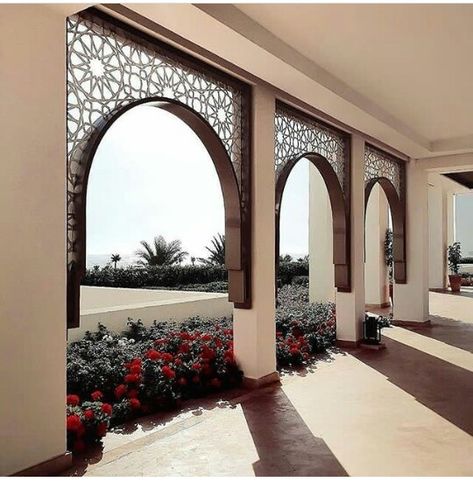 Islamic Architecture House, Islamic Arches, Rollup Design, Mosque Design Islamic Architecture, Islamic Interior Design, Arabic Decor, Moorish Architecture, Mosque Design, تصميم داخلي فاخر