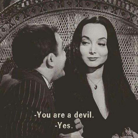 WWMD What would Morticia do? Unleash your inner devil 😈 this halloween weekend!! What are you planning to dress as? #trickortreat #halloween #morticiaaddams #winewipes 🎃🕸🕷 Addams Familie, Gomez And Morticia, Carolyn Jones, رورونوا زورو, Prințese Disney, Morticia Addams, Adams Family, رعب نفسي, I Love Cinema