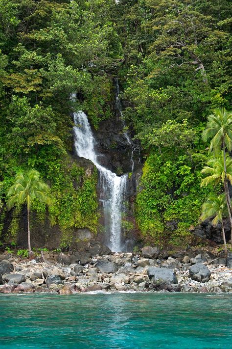 Ravilevu Coast, Taveuni, Fiji. Fiji Photography, Moorea French Polynesia, Volcanic Mountains, White Sand Beaches, Travel Log, Secret Beach, Flora Fauna, Island Vibes, Sport Photography