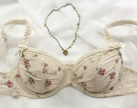 Spring Magic, Pretty Bras, Angel Girl, Image Swag, Clothing Pieces, Cute Bras, Cute Lingerie, Pretty Lingerie, Work Attire