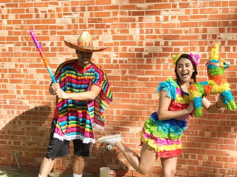 Holloween Costume Ideas Mexican, Disfraz Couple, Piñata Costume, Pinata Halloween Costume, Mexican Halloween Costume, Mexico Costume, Fiesta Costume, Mexican Halloween, Festival Outfits Rave