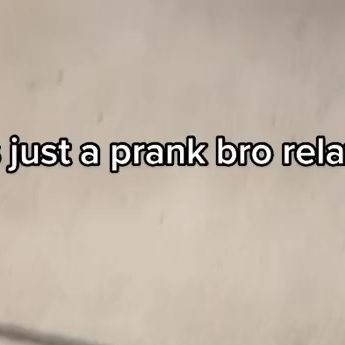 Da Boo🧸🦋 on Instagram: "It’s just a prank bro😄#reels #funny #viral #explorepage #trending #comedy #pranks" Its Just A Prank Bro, It's A Prank Picture, Its A Prank Picture, Discord Spoiler Image Prank, A Few Moments Later Video, It's A Prank, Prank Pictures, Celebrities Reading, Respect Video