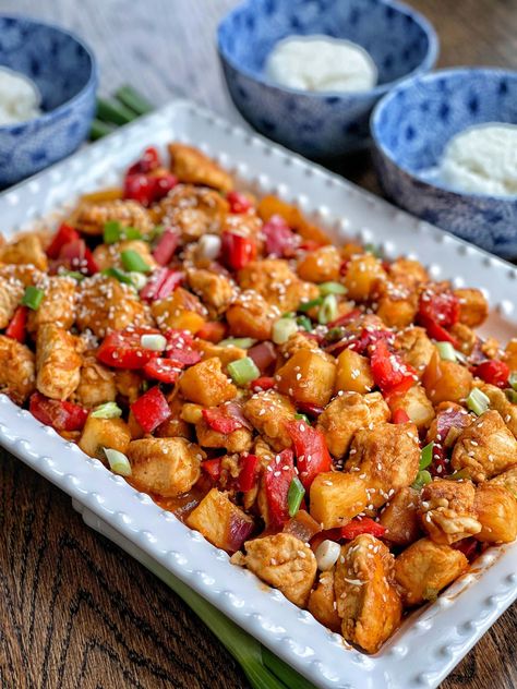 Lightened-Up Sweet and Sour Chicken Sweet Savory And Steph, Sweet Sour Sauce, Chicken Lo Mein, Searing Meat, Sweet And Sour Chicken, Chicken Chunks, Sweet N Sour Chicken, Lo Mein, Sweet And Sour Sauce