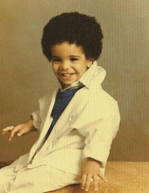 Drake kids Drake Kids, Celebrity Baby Pictures, Drakes Songs, Drake Drizzy, Drake Graham, 1970s Tv Shows, Famous Babies, Best Rap Songs, Aubrey Drake