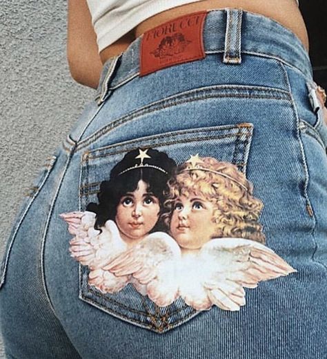 Fiorucci jeans Denim Art, Painted Jeans, Kleidung Diy, Painted Denim, Painted Clothes, Jeans Diy, Art Clothes, Diy Fashion, 90s Fashion