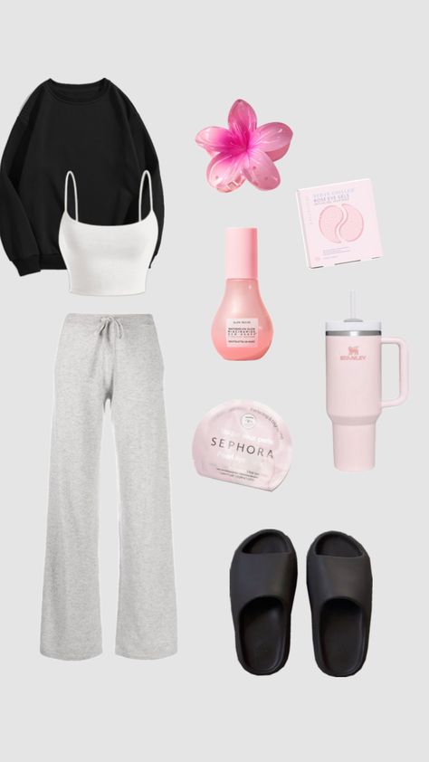 Chilling At Home Outfit, Comfy Movie Theater Outfits, Chill At Home Outfit, Movie Theater Outfit, Chill Day Outfit, Chilling Outfits, Calm Outfits, Stay At Home Outfits, Cute Chill Outfits