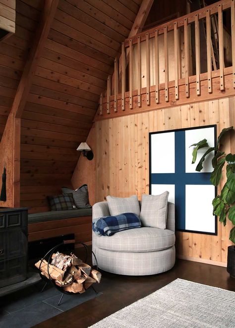 Cabin Living Room Reveal - The Faux Martha Cabin Floating Shelves, Country Rustic Bedroom Ideas Cozy Cabin Guest Rooms, Log Cabin Interior Modern, Modern Log Cabin Bedroom, Scandinavian Cabin Bedroom, Cabin Curb Appeal, Rustic Modern Cabin Interior, Tiny Lakehouse, Moody Cabin Interior