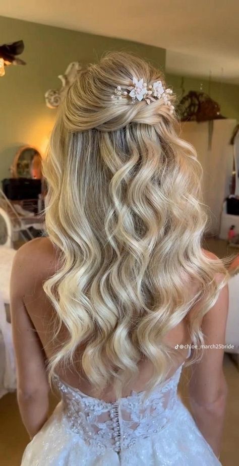 Two Hairstyles, Pony Hairstyle, Half Pony, Bridesmade Hair, Wedding Hair Ideas, Blonde Wedding Hair, Summer Wedding Hairstyles, Blonde Bride, Half Up Wedding Hair