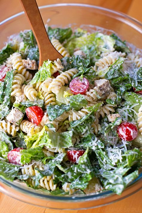 Chicken Caesar Pasta, Caesar Pasta Salad, Resep Pasta, Caesar Pasta, Chicken Caesar Pasta Salad, Vegan Coleslaw, Resep Salad, Chicken Caesar, Chicken Caesar Salad