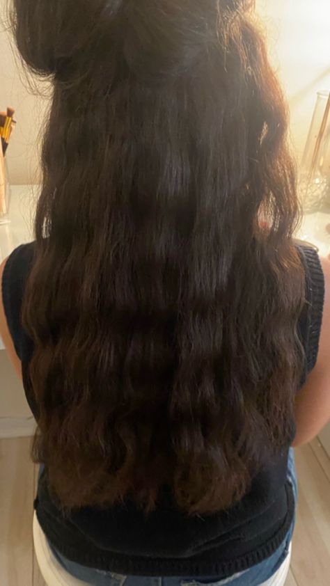 Wavy hair Puffy Wavy Hair, Hairstyle Inspo, Glow Up?, Wavy Hair, Hair Styles, Hair, Quick Saves