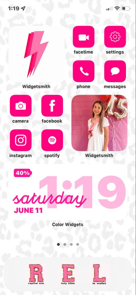 pink, leopard print, preppy style, etc. Preppy Wallpaper Inspiration, Ipad Wallpaper Aesthetic Preppy, Preppy Iphone Widgets, Barbie Iphone Theme, Preppy Lockscreen Ideas, Preppy Widgetsmith Ideas, Preppy Phone Home Screen Ideas, Widget Icon Preppy, Pink Preppy Homescreen