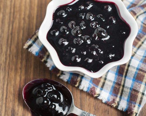 Blueberry Balsamic, Blueberry Sauce Recipe, Blueberry French Toast Bake, Butter Cream Sauce, Baking Lessons, Dessert Sauce, Balsamic Recipe, Cooking App, Blueberry French Toast