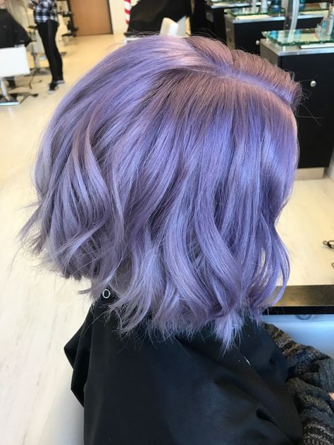 Silvery purple I got done recently Short Purple Hair, Pastel Purple Hair, Light Purple Hair, Cute Hair Colors, Purple I, Lilac Hair, Hair Color Pastel, Lavender Hair, Hair Color Purple