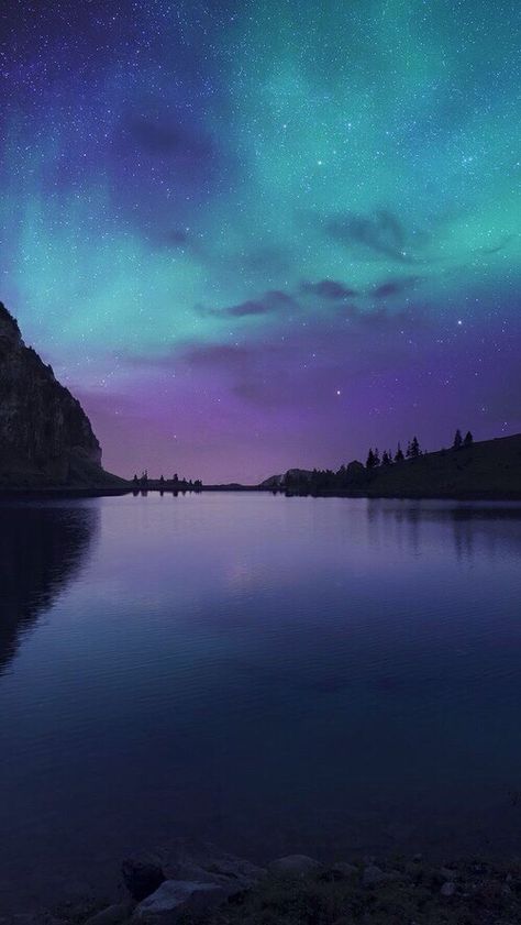 Purple & Blue Aurora Borealis Aurora Lights, Magical Sky, Desen Realist, Haiwan Lucu, Iphone 6 Wallpaper, Image Nature, Fotografi Alam Semula Jadi, المملكة العربية السعودية, Smartphone Wallpaper