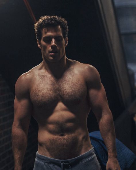 Henry Cavill Shirtless, Stars D'hollywood, John Rambo, Batman Vs Superman, Batman V, Batman Vs, Chris Pratt, Clark Kent, Christian Grey