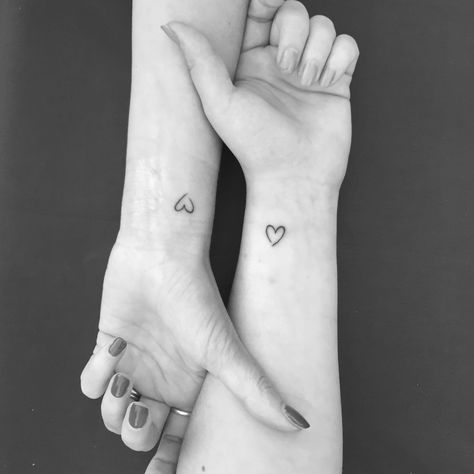 Mom And Daughter Minimalist Tattoos, Fine Line Tattoo Mum And Daughter, Small Tattoos For Mum And Daughter, Mum N Daughter Tattoo, Mother Daughter Minimalist Tattoo, Minimalist Mother Daughter Tattoo, Small Tattoos For Mom And Daughter, Maching Tattoos Mother Daughter, Tattoo Mum And Daughter