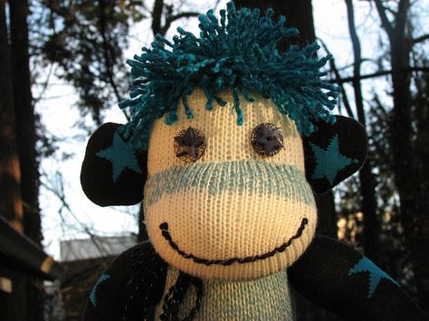 blue star sock monkey.....loooove it! Sock Monkey Pfp, Monkey Pfp, Puppet Design, Little Big Planet, Kidcore Aesthetic, Sock Monkeys, Sock Monkey, Blue Star, Monkeys