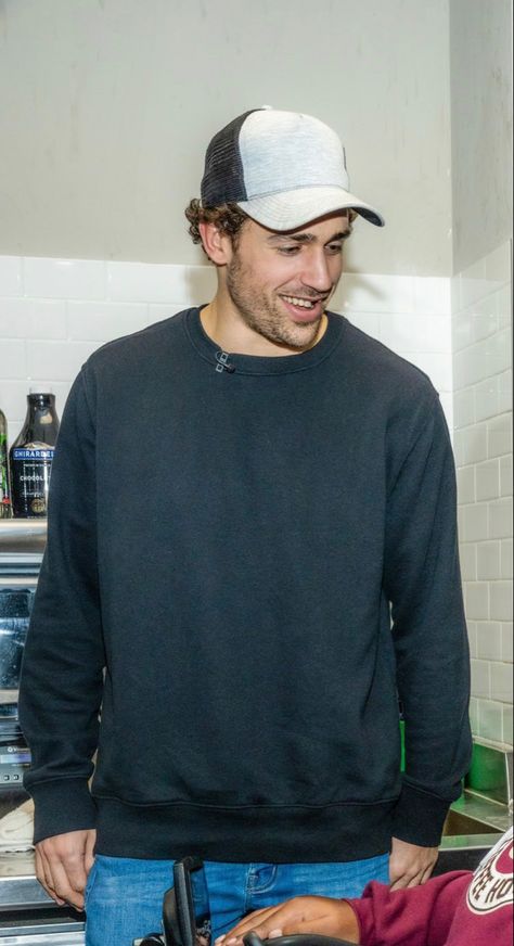 Miles Wood Hockey, Miles Wood, Colorado Avalanche, Hockey Players, Aesthetic Girl, Future Husband, Nhl, Hockey