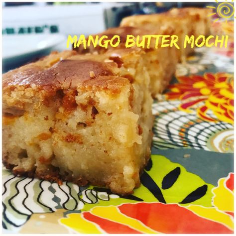 Mango Mochi Recipe, Mango Mochi, Hawaiian Desserts, Butter Mochi, Mochi Recipe, Sweets Bar, Mochi Cake, Colorful Desserts, Sans Gluten Sans Lactose