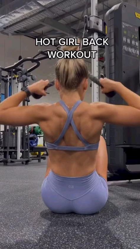 Side Back Exercises Women, Back And Bis Workout Women, Woman’s Back Workout, Back And Bicep Day, Back Day At The Gym, Back Exercises Gym Machines, Women’s Back Workout Gym, Smith Machine Back Workout, Lower Back Gym Workout