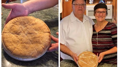 How to make an Acadian meat pie in 6 easy steps Meat Pie Recipe, Sausage Bread, Meat Recipes For Dinner, Meat Pies, Easy Meat Recipes, Meat Appetizers, Pie Tops, Loaf Recipes, Best Meat