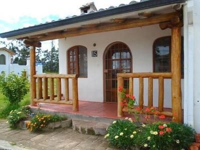 Casas rústicas pequeñas para terrenos pequeños | Decoración One Bedroom House, Earthship Home, Little House Plans, Mud House, Kerala House Design, House Construction Plan, Modern Exterior House Designs, Cob House, House Outside Design