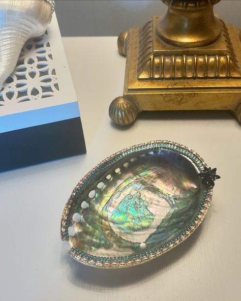 Perfectly polished and embellished large abalone shell. https://treasuresofgg.etsy.com/listing/1727338501 #abaloneshell #ringdish #beachwedding #coastaldecor #coastalelegance #shell #treasuresofgg Abalone Crafts, Abalone Shell Crafts, Shell Crafts, Abalone Shell, Ring Dish, May 7, Coastal Decor, Beach Wedding, Shells