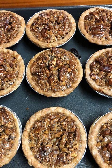 Pecan Pie Tarts Recipe, Individual Pecan Pies, Pie Tartlets, Mini Pecan Pie Recipes, Mini Pecan Pie, Pecan Pie Tarts, Mini Tart Recipes, Mini Pie Recipes, Southern Pecan Pie