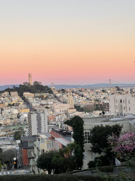 #aesthetic #sunset #pink #lombard #sf #sanfrancisco San Francisco Sunset District, Bay Area Aesthetic, Sf Aesthetic, Lombard Street San Francisco, San Francisco Girls, Haight Ashbury, California Baby, Sunset Pink, Flight Booking