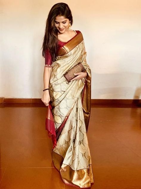 Digital Saree, India Sari, Suits For Women Indian, Saree Sale, Designer Silk Sarees, Cream Blouse, Cream Fabric, Stylish Sarees, Dark Blue Color