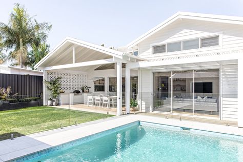 Outdoor Pool Area, Joinery Design, Home Magazine, Building Companies, Big Windows, Small Yard, Backyard Garden Design, Wow Factor, Pitched Roof