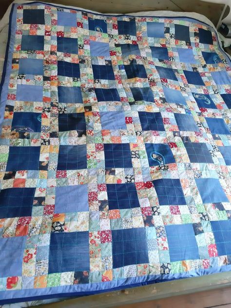 Jeans Projects, Jean Quilts, Denim Quilt Patterns, Upcycle Denim, Blue Jean Quilts, Denim Quilts, Crumb Quilt, Quilting 101, Jean Quilt