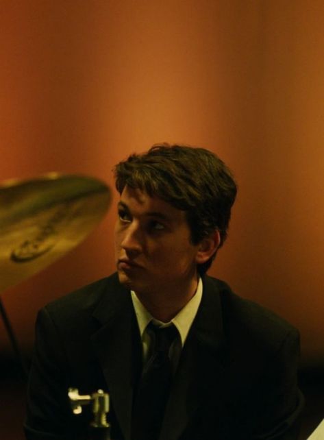 Whiplash Movie, Damien Chazelle, Miles Teller, I Love Cinema, Movie Shots, Whiplash, Love Movie, Film Serie, Film Aesthetic