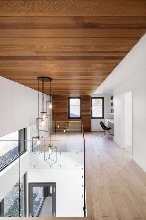 KL House by Bourgeois Lechasseur Architects Canadian House, Shingle House, Glass Railings, Pastel Bedroom, Clad Home, Timber Ceiling, Wooden Ceiling, Light Wood Floors, Ceiling Treatments