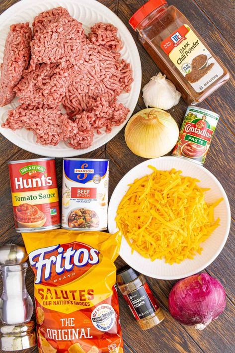 Walking Frito Pie, Frito Chili Pie Recipe, Frito Pie Recipe, Frito Chili, Frito Chili Pie, Easy Homemade Chili, Chili Pie, Beef Tomato, Frito Pie