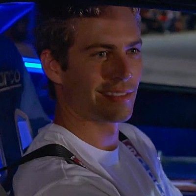 Paul Walker Icons, Brian O Conner Icon, Paul Walker 90s, Brian O'conner, Young Paul Walker, Meadow Walker, Paul Walker Tribute, Fast And Furious Actors, Paul Walker Pictures