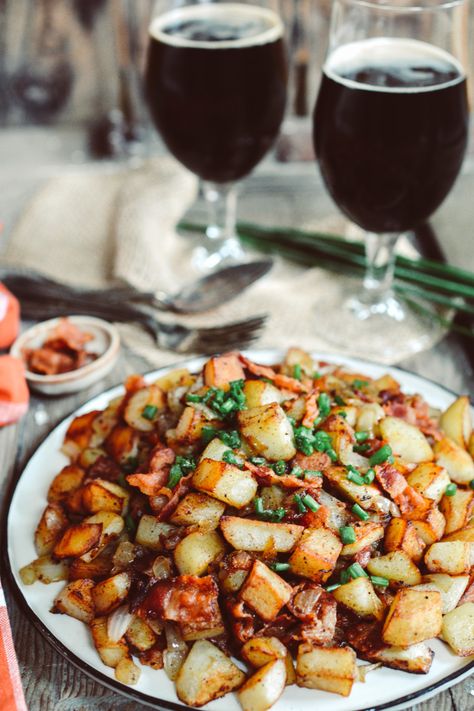 German-Style Pan Fried Potatoes with Bacon {Bratkartoffeln} - Ciao Chow Bambina German Fried Potatoes, Potatoes With Bacon, Pan Fried Potatoes, German Food Authentic, Oktoberfest Food, Popular Side Dishes, German Style, Crispy Potatoes, Fried Potatoes