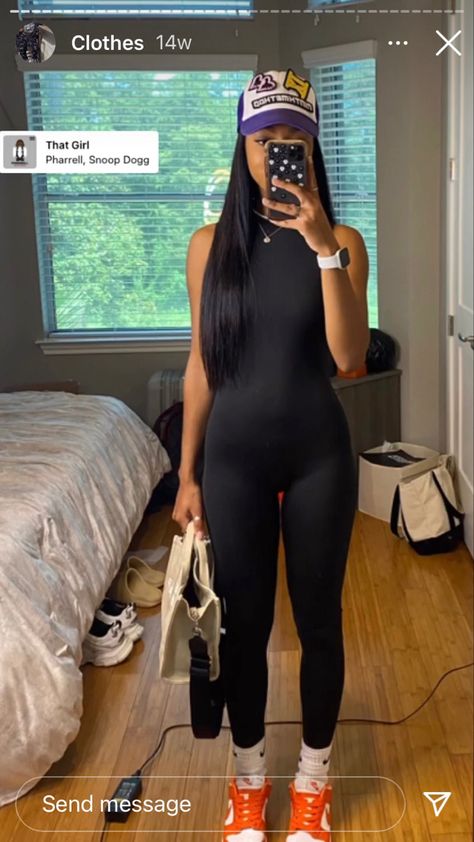 Bodysuit Outfit Baddie, Grey Bodysuit Outfit, Atl Fits, Movie Night Outfit, Outfits Black Women, Outfit Baddie, Movie Outfits, Mirror Pictures, Bodysuit Outfit