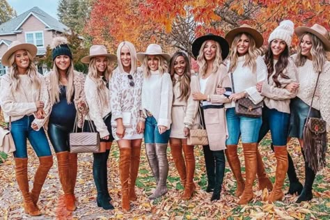 What Is Christian Girl Autumn? - InsideHook Christian Girl Outfits, White Girl Outfits, Girls Winter Outfits, Christian Fall, Basic Girl, Christian Girl, Sorority Girl, Girls Fall Outfits, Cute Fall Outfits