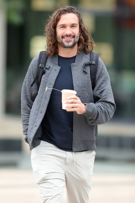 JOE Wicks has broken his silence after pulling his five-year-old daughter Indie out of school. Back in July the fitness fanatic revealed his decision so that they could ‘spend more time’ as a family. Joe. 37, shares his kids Indie and Marley, three, and Leni, 11 months, with his wife Rosie, 31. The fitness coach […] Joe Wicks, Fitness Coach, Parenting Tips, Wicks, Kids House, Parenting