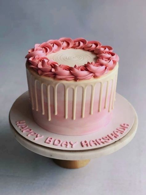 Two Teared Birthday Cake, Easy Pink Birthday Cake, Pink And White Cake Designs, Cake Designs Easy, Cake Designs Simple, Pink Cake Birthday, Pink Drip Cake, Cake For Wedding, Bolo Musical