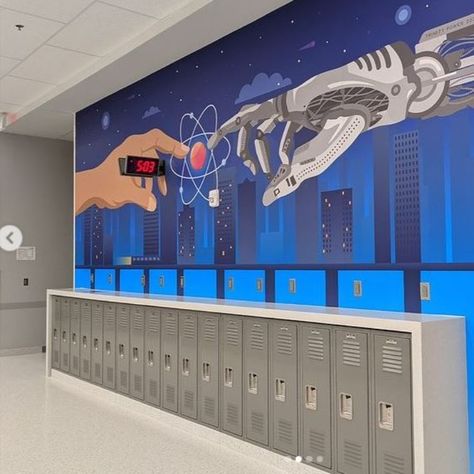 Awesome graphics at Fayette County Public Schools-photos by Ross Tarrant Architects #K12graphics #K12architecture #K12design Technology Mural Wall Art, Stem Classroom Decor, School Wall Art Ideas, Office Mural, Office Wall Design, Creative Wall Painting, Art Lessons Middle School, Fayette County, School Wall Art