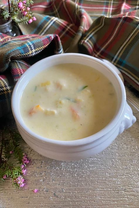 Cullen Skink Smoked Haddock Soup - Mad about Macarons Haddock Soup, Apple Custard Tart, Cullen Skink, Custard Tarts Recipe, Vegan Macarons, Burns Supper, Smoked Haddock, Apple Custard, Fish Chowder